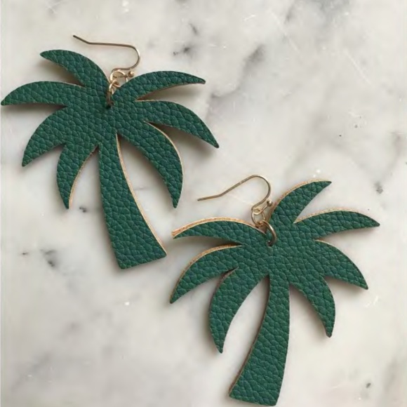 Jewelry - {x3 H o s t P i c k} 🎉Last ☝🏼Leather 🌴 Earrings